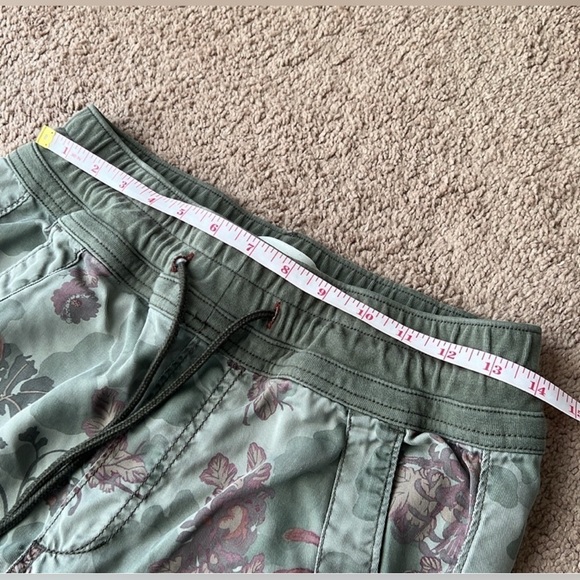 Anthropologie ‘The Nomad’ Floral Greenery Jogger Pants - Picture 13 of 16